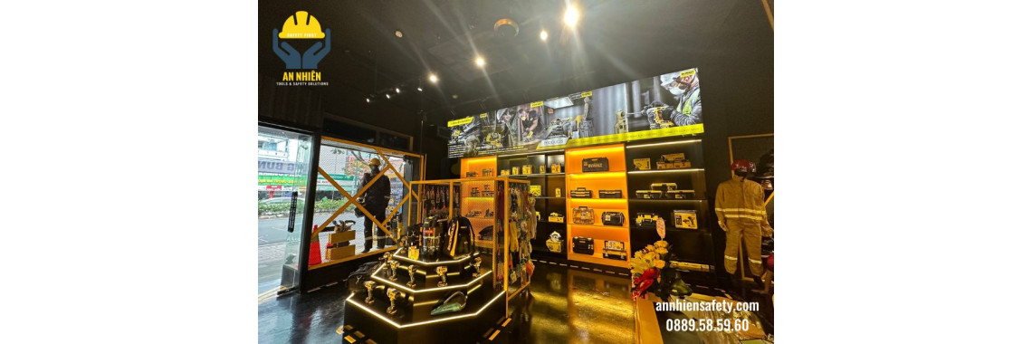 Bộ quần áo mưa phản quang và những thông tin cần biết