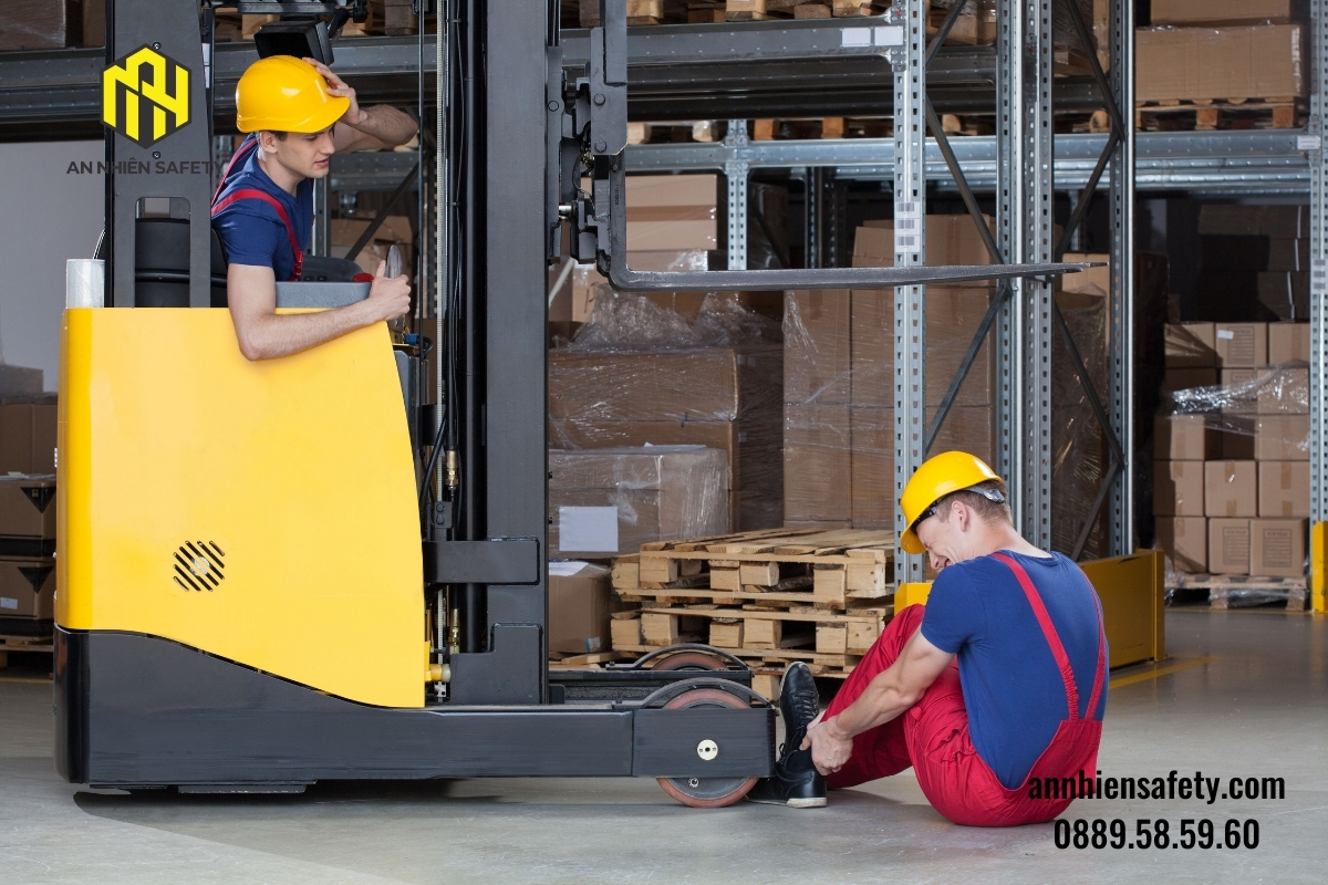Các nguy cơ tai nạn dễ xảy ra trong ngành công nghiệp sản xuất và chế biến
